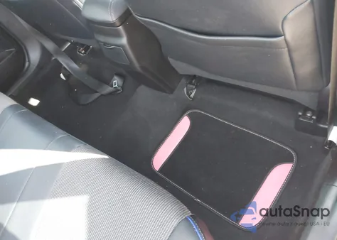 2017 Toyota Corolla Se from USA, damaged, VIN 5YFBURHE1HP578580